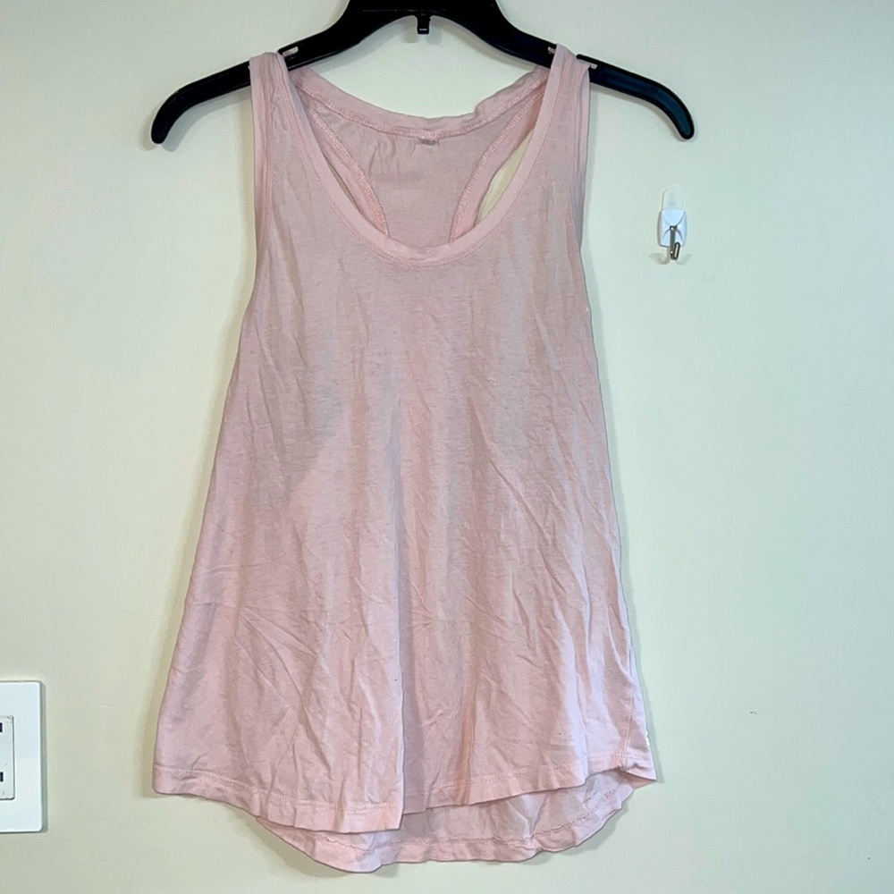 Fabletics Pink Razor Back Loose Fitting Workout Tank Size Small